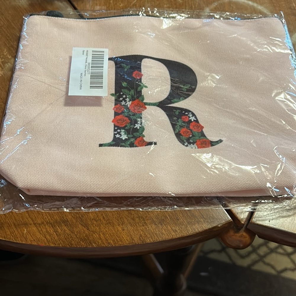 Pink Pouch with Floral Letter R - Picture 2 of 3